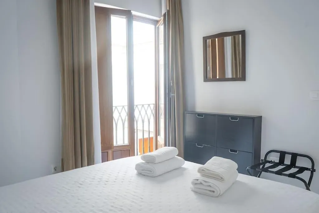 Apartamento Nuevo Junto A La Catedral De Sevilla Spain